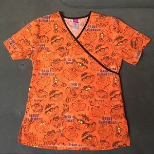 Disney “Happy Halloween” Cheshire Scrub Top (XS)
